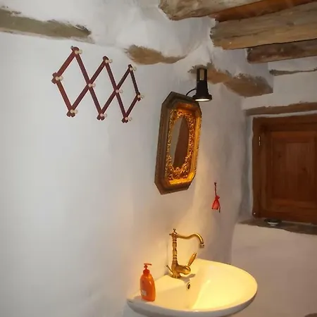 Cyclades Olive Museum's 3*