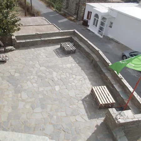 Cyclades Olive Museum's Konukevi