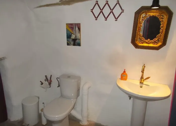 Penzion Cyclades Olive Museum's Pitrofos